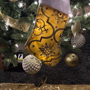 Golden Holiday Decor